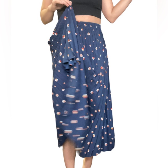 Pleated Calf Length Summer Skirt - Picture 2 of 7